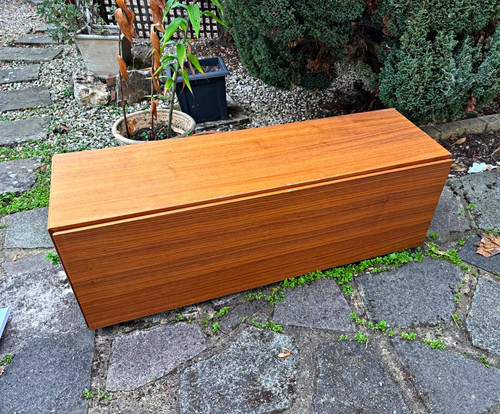 Wood effect stand - wood,